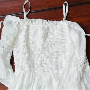 I.N San Francisco -off the shoulder dress